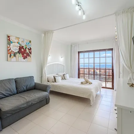 Apartment Over The Ocean *